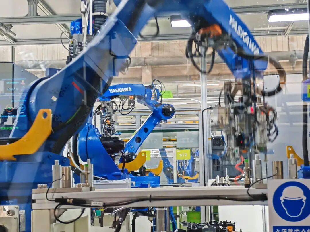 光速智造 探秘法雷奧武漢工廠，每36秒一只車燈的全球智造之旅